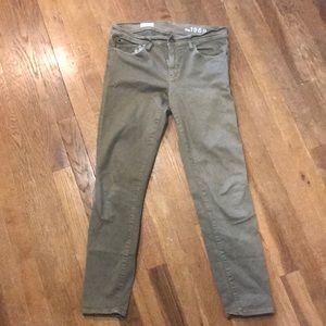 GAP Skinny Legging Jean